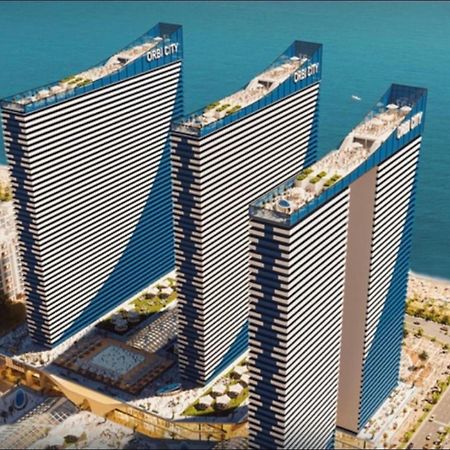 Best Seller In Booklng,Com Batumi Exterior foto
